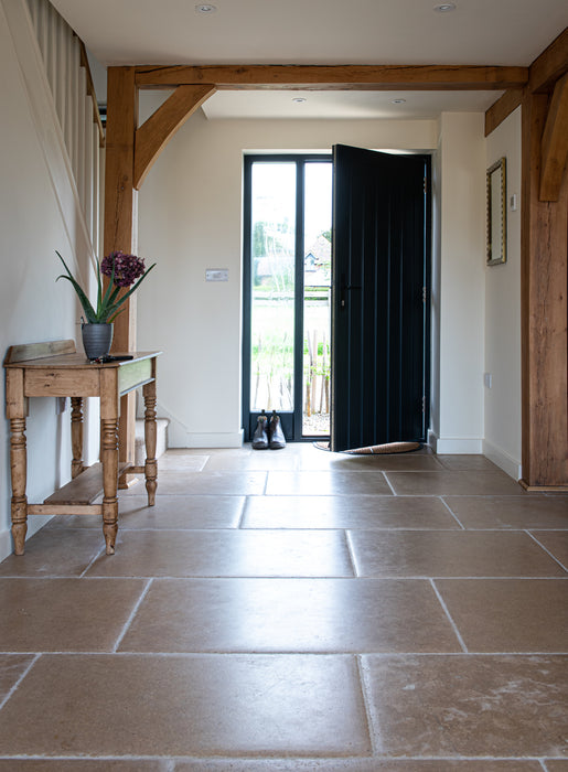Limestone Cheltenham 600 x Free Length  x 15mm