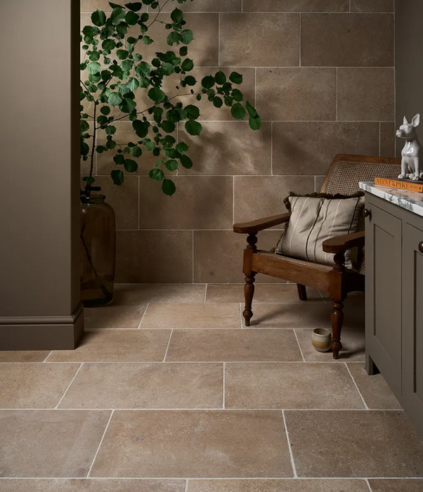 earthwoodandstone-tiles-textured-porcelain-limestone-Ca’ Pietra-home-interior-PORTARE-Buscot-Blend-Limestone-Tumbled-Finish-03
