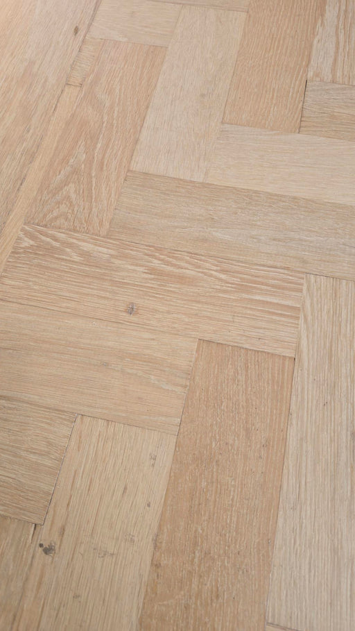 earthwoodandstone-woodflooring-wood-flooring-norwich-norfolk-woodflooringnearme-herringbone-oak-pine