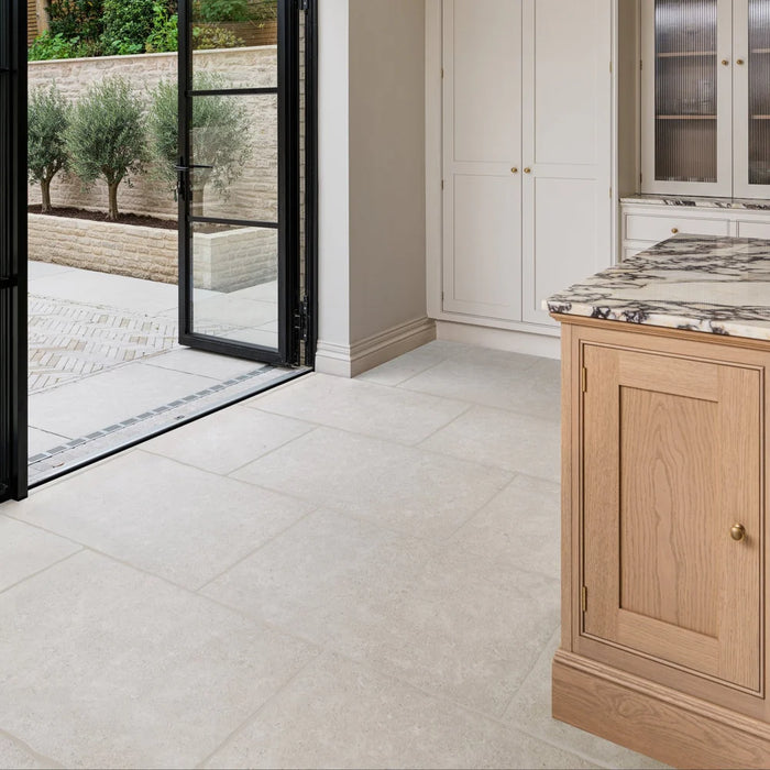 Wychwood Claire Porcelain Matt